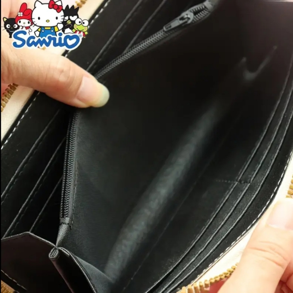 Hello Kitty Wallet - Picture 8 of 9